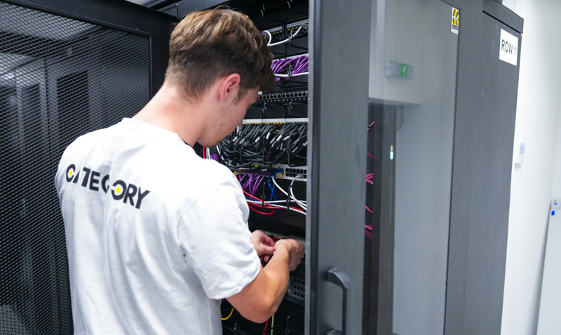 Metalické a optické kabelážní systémy